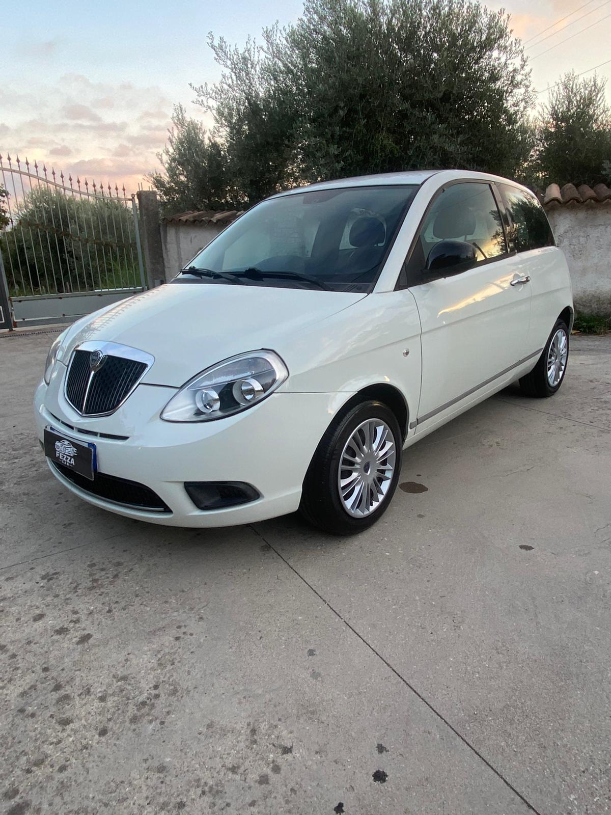 Lancia Ypsilon Diva 1.3 multijet 75cv